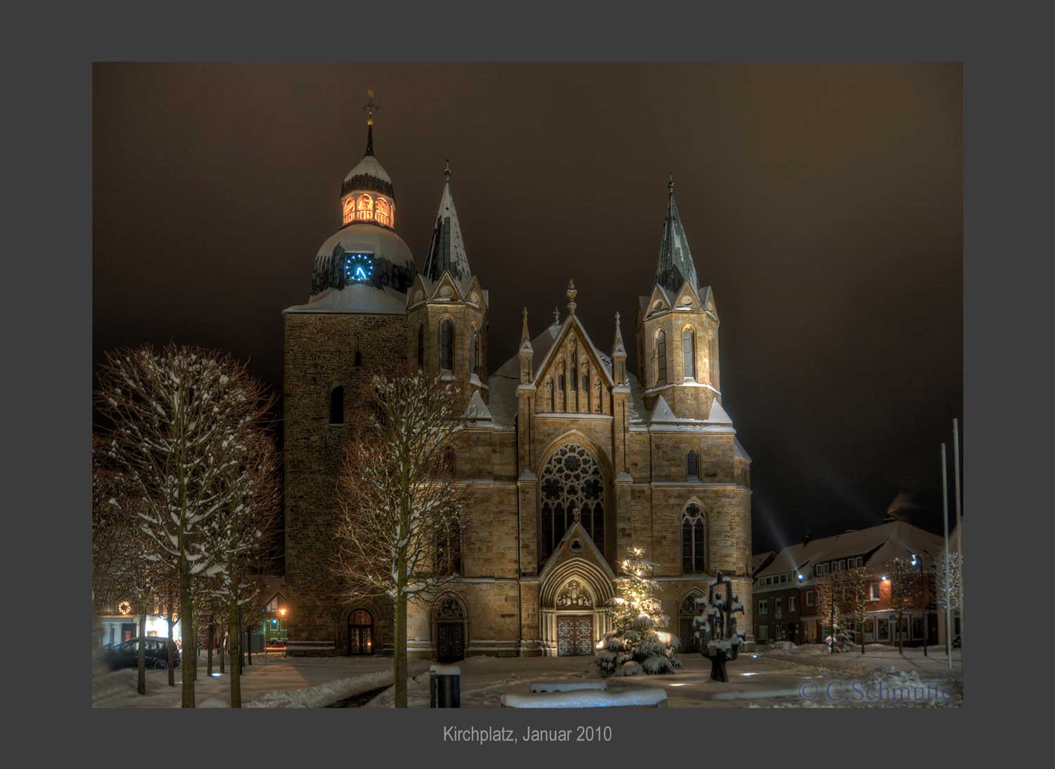 Kirchplatz im Winter 2010