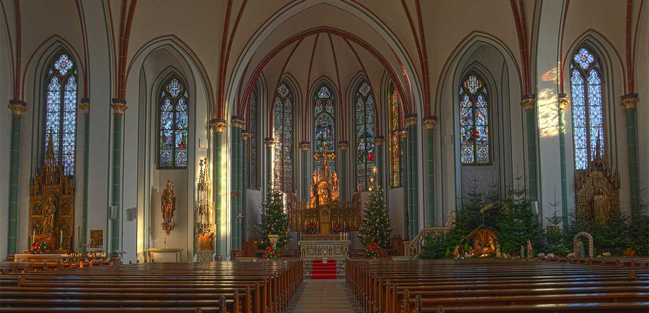 Rundgang durch das Kircheninnere