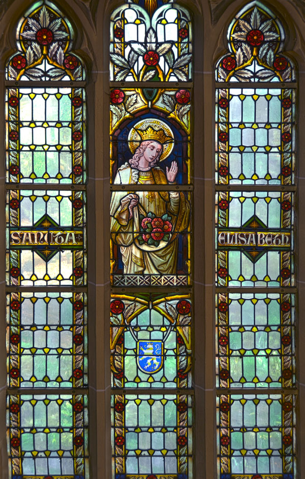 Fenster Osterfeiner Kirche: Hl. Elisabeth